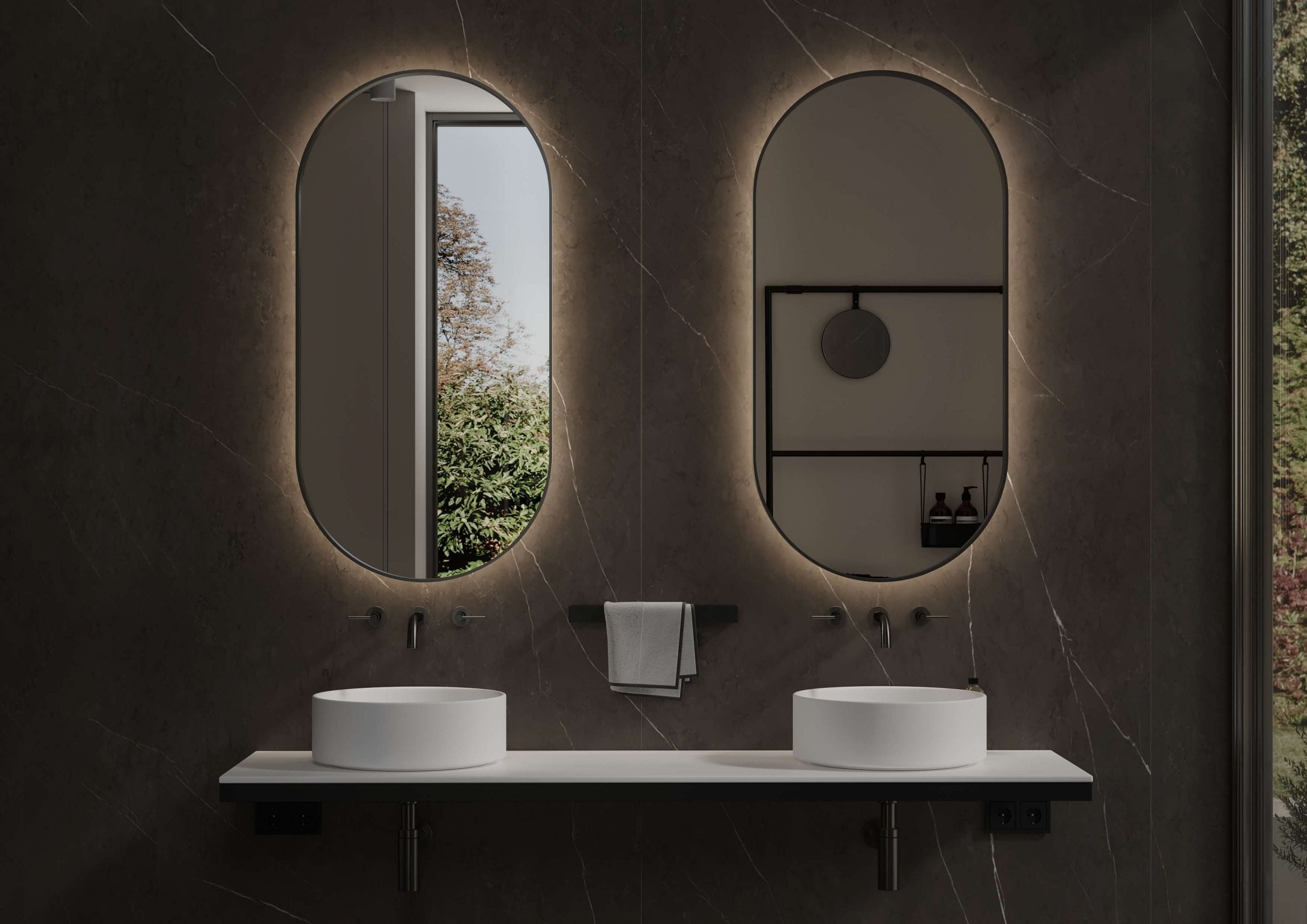 Martens Design - Miramar, ovale spiegel 450 x 900 mm met mat zwarte rand (aanzichtrand 5mm) spiegel 20 mm verzonken, met indirecte LED verlichting rondom en touch dimmer